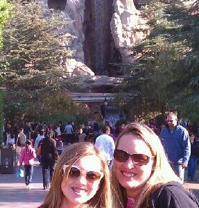 Victoria Newlove preteen, Disneyland with my mom