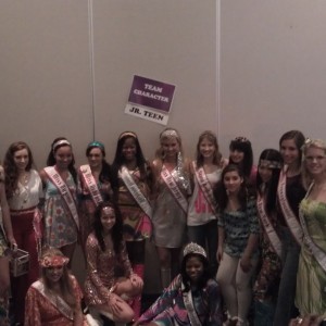 Group pic for 70's wear :D