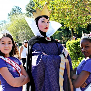 It's good to be the queen! NAM girls Annaliese Arena and Dariana Browning show the Evil Queen who is boss! 