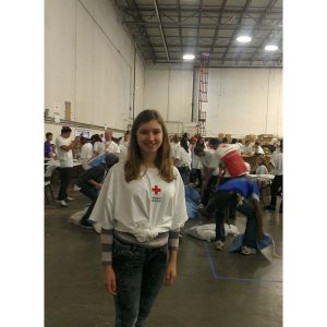 Lauren Schwartzberg, National American Miss New York Finalist, volunteers with The American Red Cross for Hurricane Sandy Relief